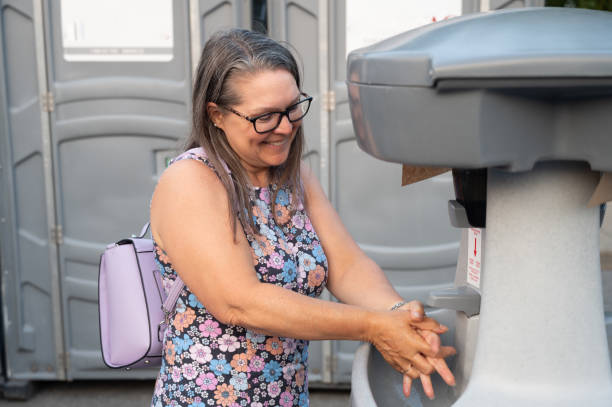 Best Affordable porta potty rental  in Lake Magdalene, FL